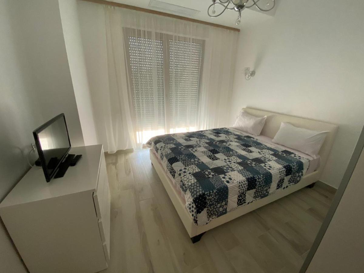 Marina Surf Hotel Năvodari Buitenkant foto