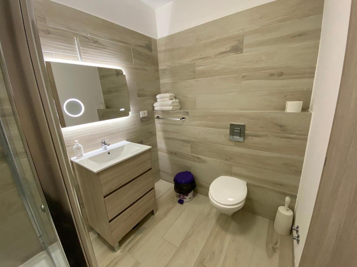 Marina Surf Hotel Năvodari Buitenkant foto
