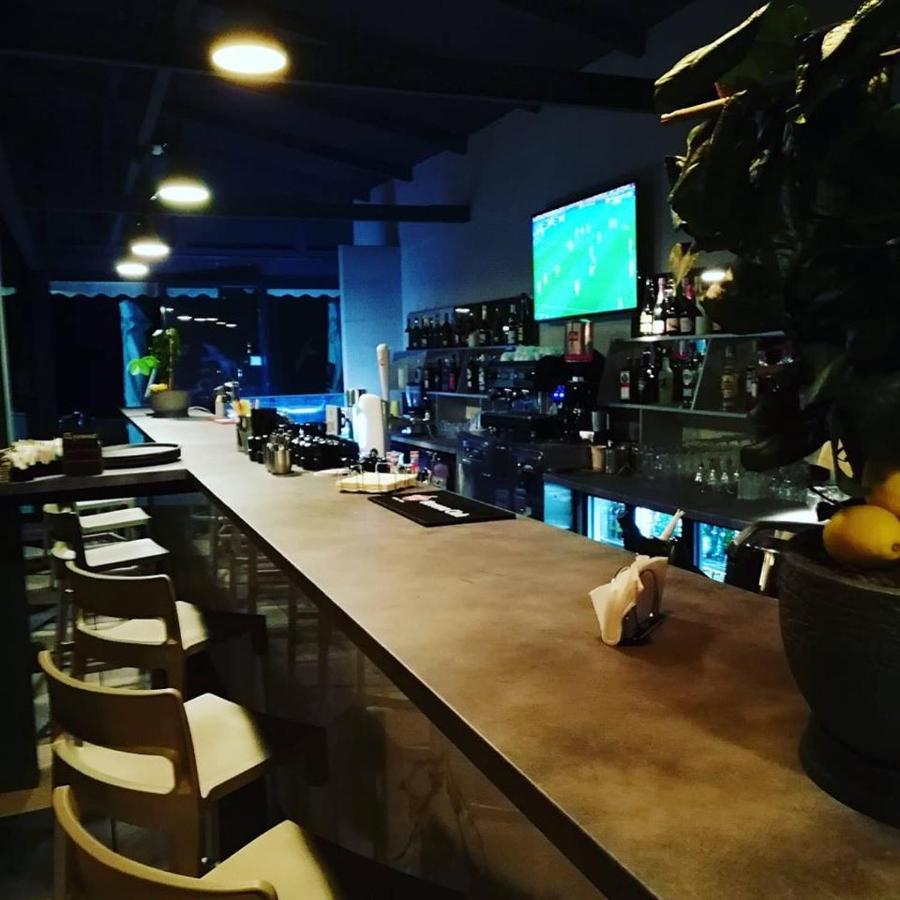 Marina Surf Hotel Năvodari Buitenkant foto